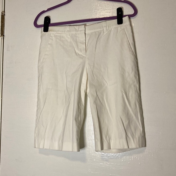 WHITE THEORY BERMUDA SHORTS - Picture 1 of 3